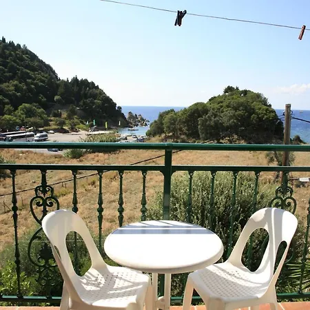 ホテル Apollon Corfu パレオカストリッツア
