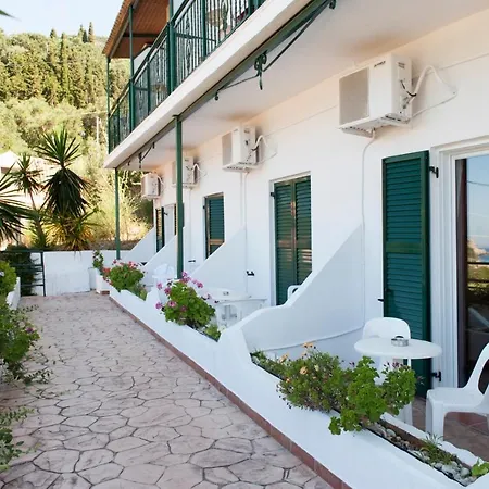 Apollon Corfu ホテル パレオカストリッツア